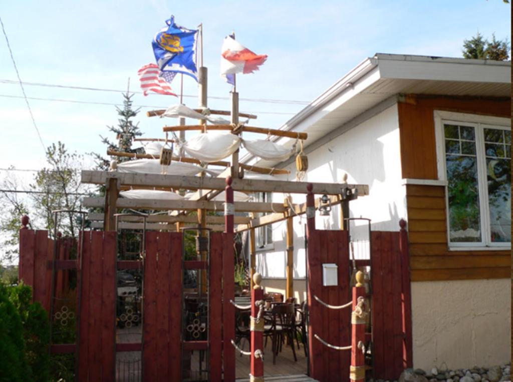 Lévis ロアシス デュ ピラト Bed & Breakfast エクステリア 写真
